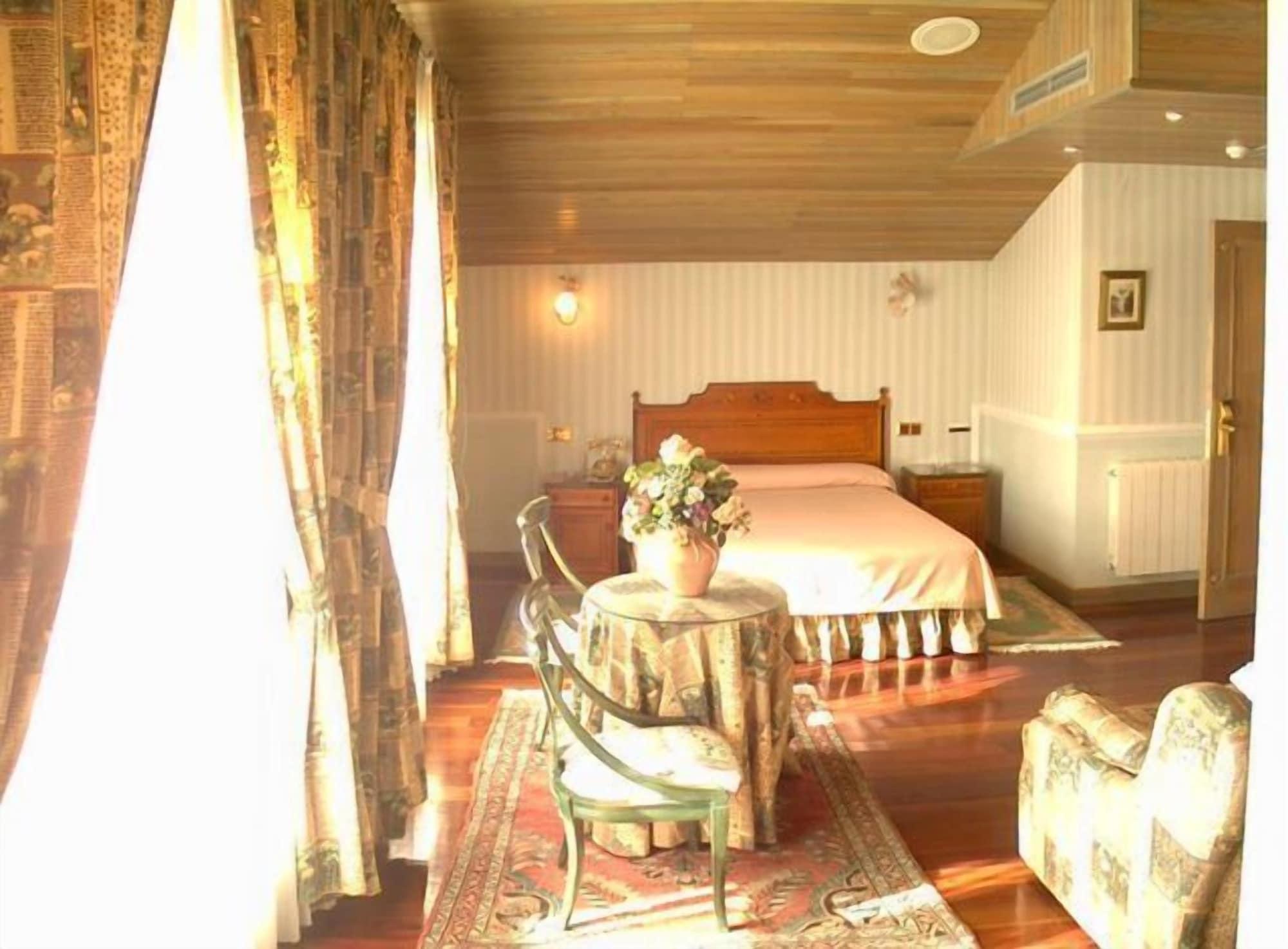 My Rooms City Hotel Camino De Santiago Los Tomillares Dış mekan fotoğraf